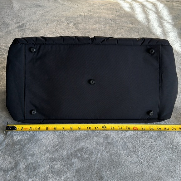 🎯NWT Ted Baker London Plier Nylon Holdall Duffle Bag Black Gray - Picture 14 of 16